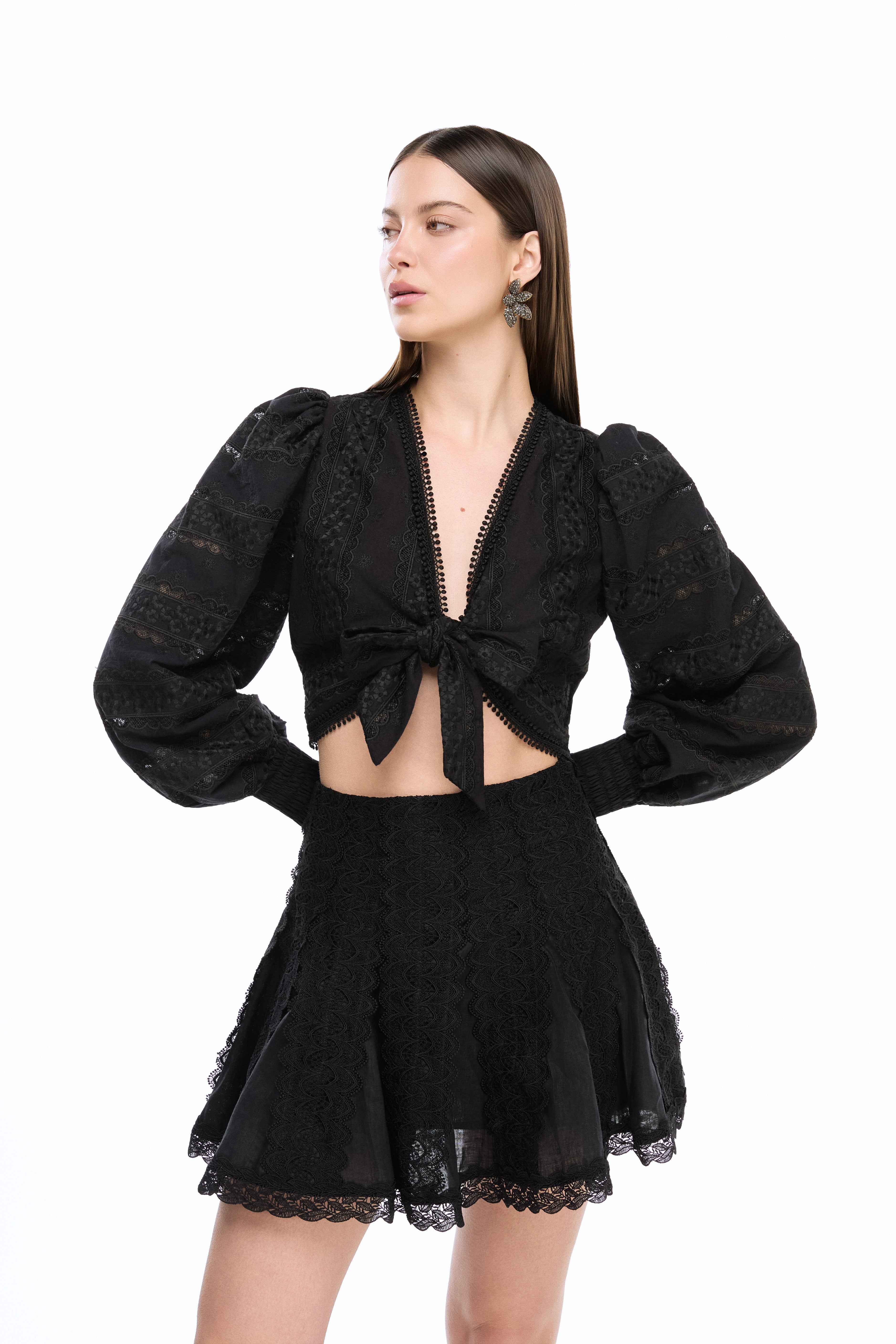 ZimaTopBlackandFiraSkirtBlack2