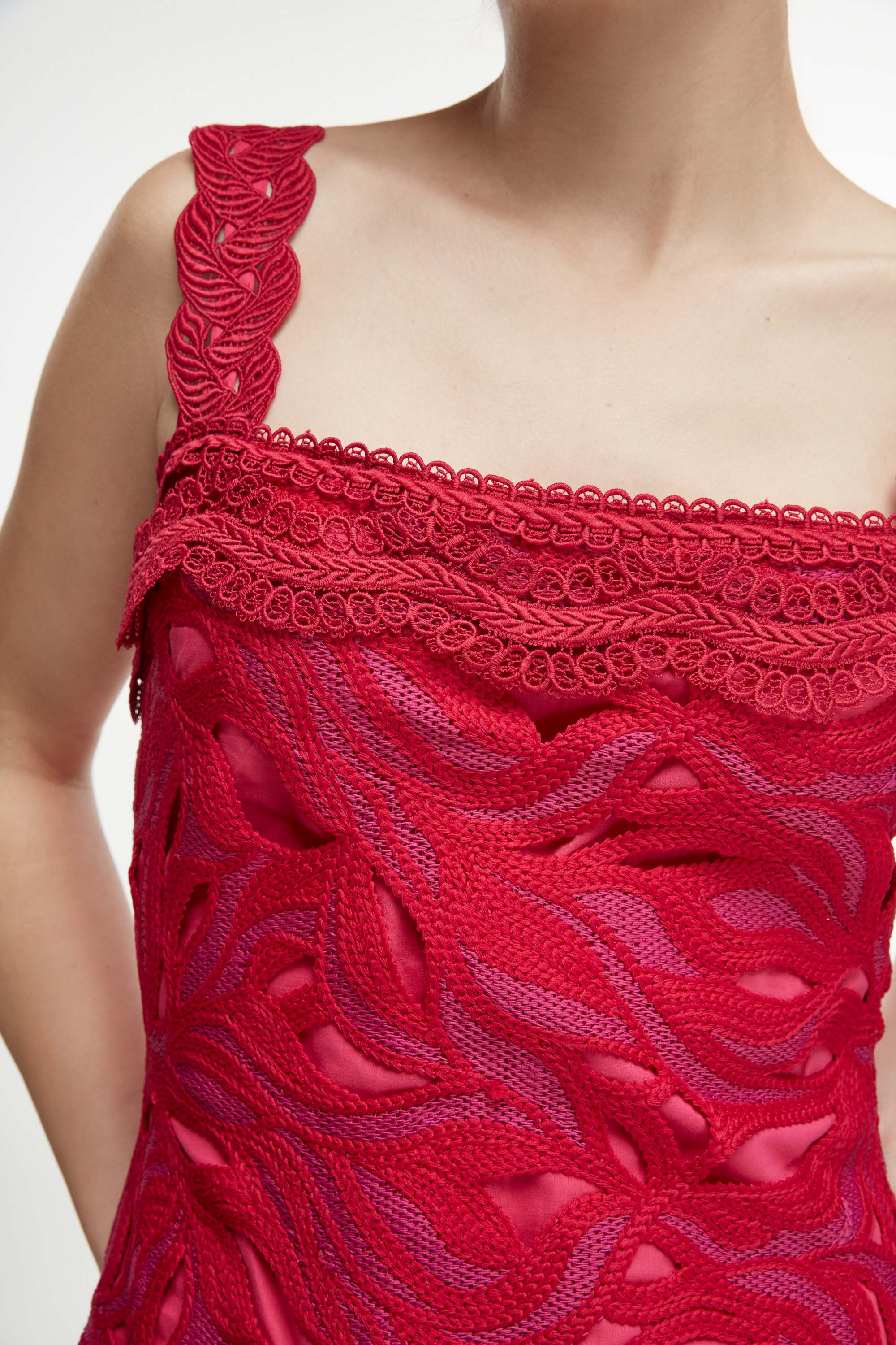 CREPUSCULO MIDI DRESS BURGUNDY