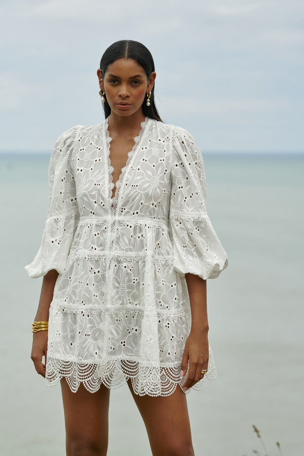 waimari-pueblito-white-kimono